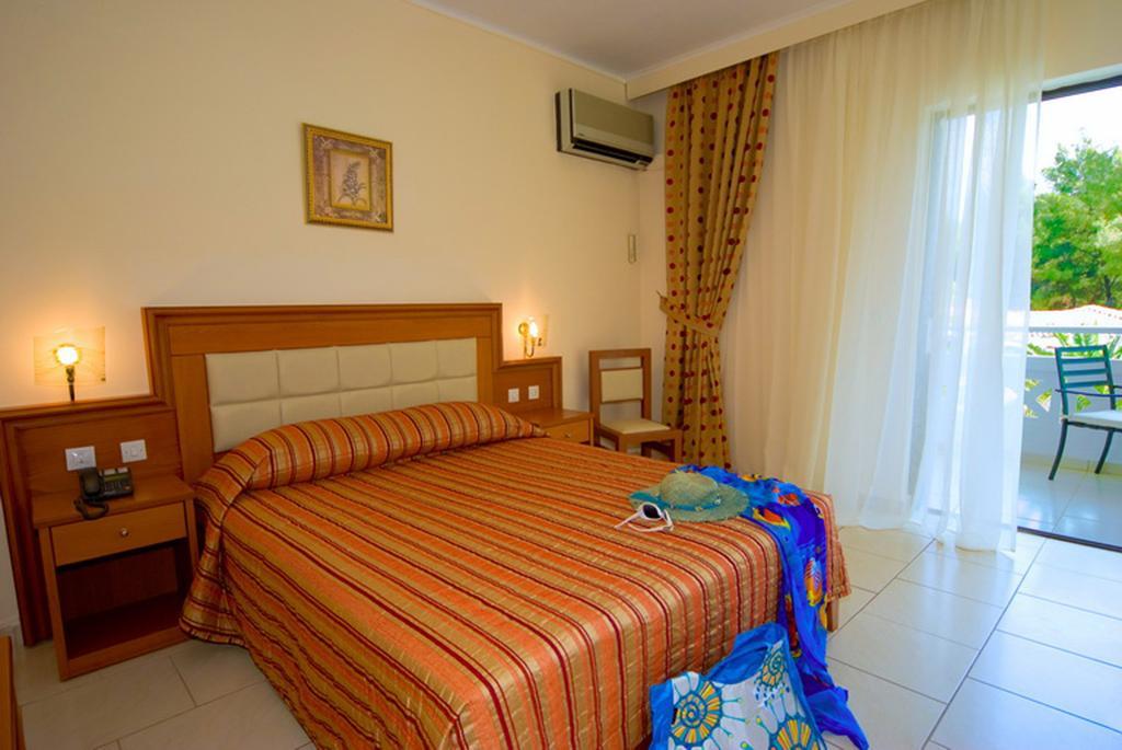 Porfi Beach Hotel Nikiti  Luaran gambar